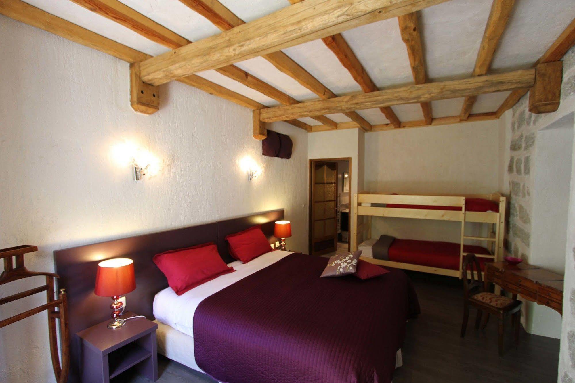 Auberge U N'Antru Versu San-Gavino-di-Carbini Екстериор снимка
